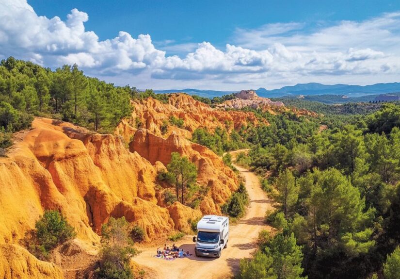Provenzalische Farbenpracht festhalten: Der Ockerpfad von Roussillon und das Provenzalische Colorado im Wohnmobil fotografieren